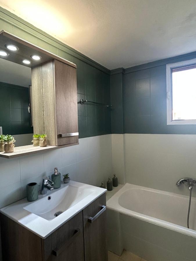 Satie Apartment *